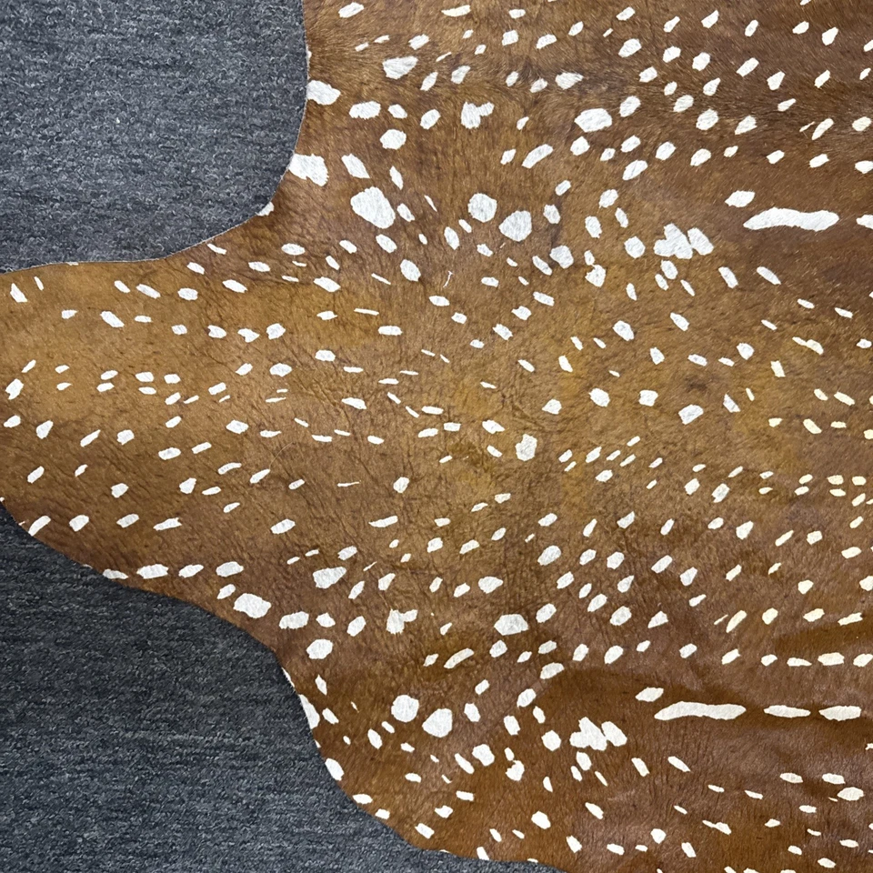 ALFOMBRA PIEL PIEL QUERIDA Piel de ciervo - REAL VER TODAS LAS FOTOS  Foto 3 de 4