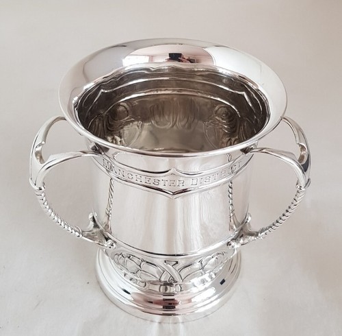 Antique sterling silver trophy / tyg . Sheffield 1908. By Joseph Rodgers - Picture 6 of 24