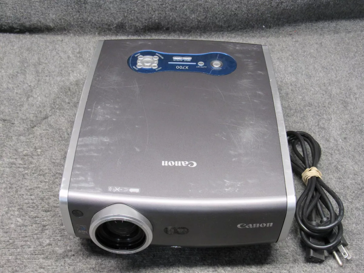 Canon REALiS X700 XGA 4,000 ANSI Lumens Desktop Multimedia LCoS Projector