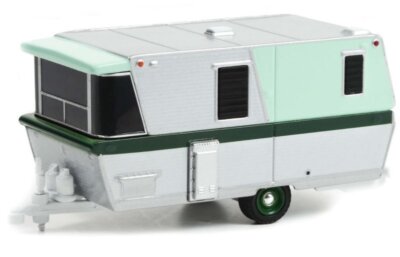 HOLIDAY HOUSE Camper Trailer - 1962 - mint / silber - Greenlight 1:64