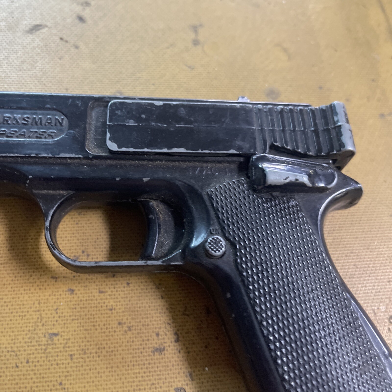 VTG. MARKSMAN PISTOL REPEATER .177 CAL BB PELLET AIR GUN 1911