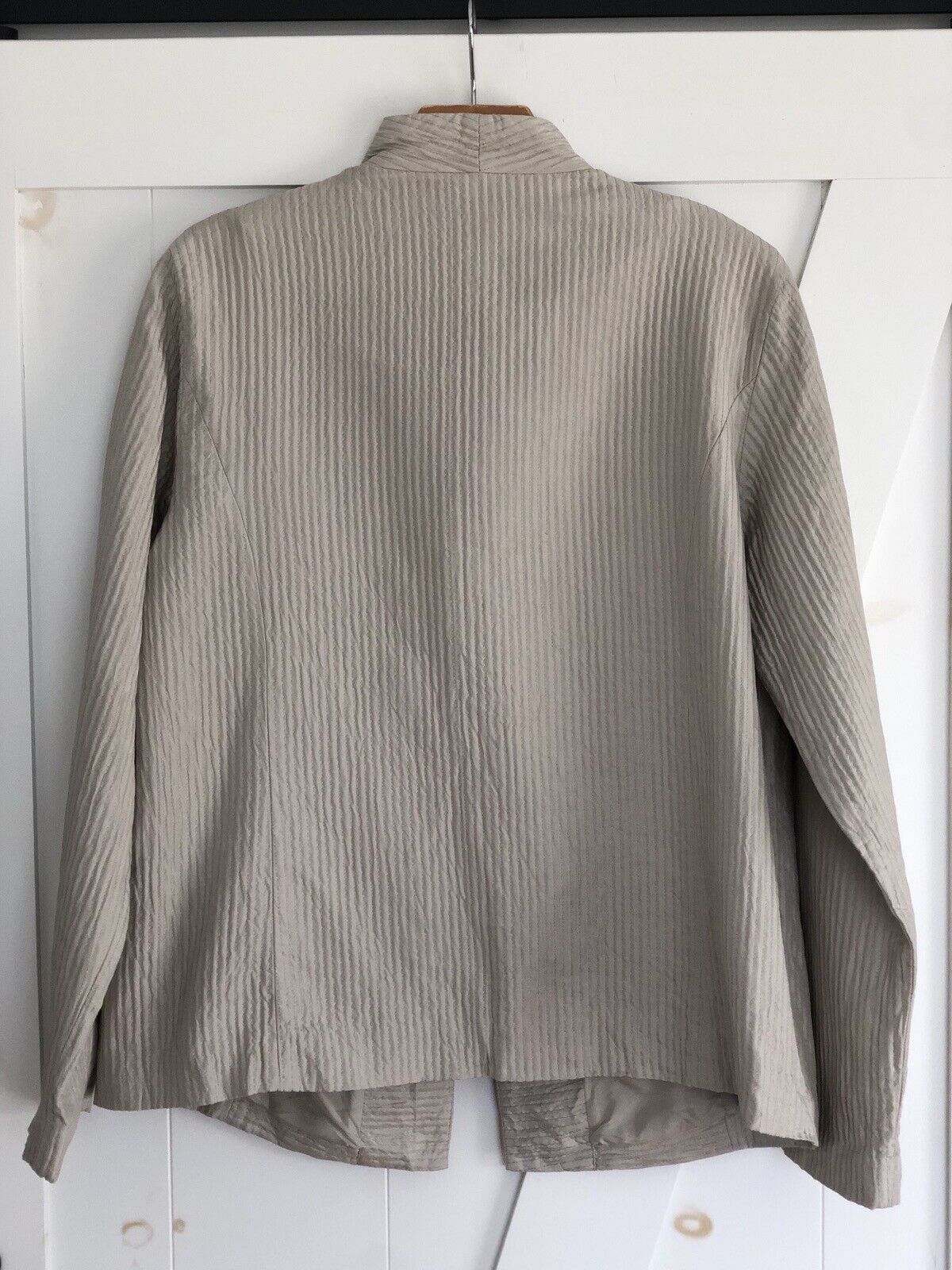 EILEEN FISHER Champagne taupe  Textured Silk Jack… - image 4