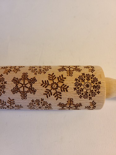 Ornate Christmas Rolling Pin Wood Carved Embossed Roller Snowflakes - Picture 2 of 3