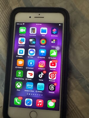 Apple iPhone 8 Plus - 64 GB - Red (Unlocked)