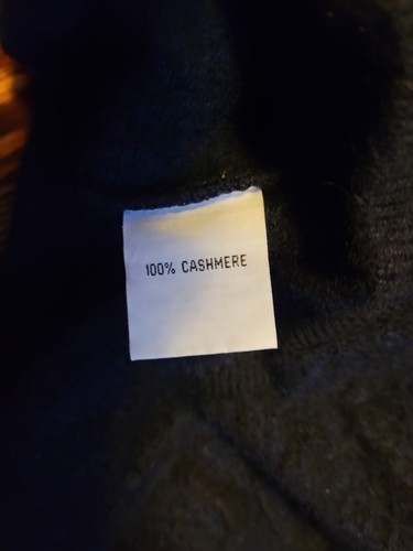 100% Cashmere Coogi Australia Crewneck Sweater XL Fit 2X-3XL Check Measurements - Picture 8 of 9
