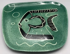 Jaru California Art Pottery Signed Peterson Platter with Fish Design Vintage