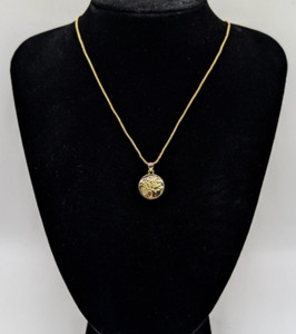 Authentic ✨ 14K Gold Plated Tree of Life Necklace ✨