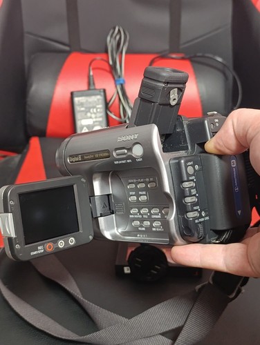 Sony DCR-TRV270E Digital8 Tape Digital Video Camera HANDYCAM - Tested OK - Picture 4 of 10