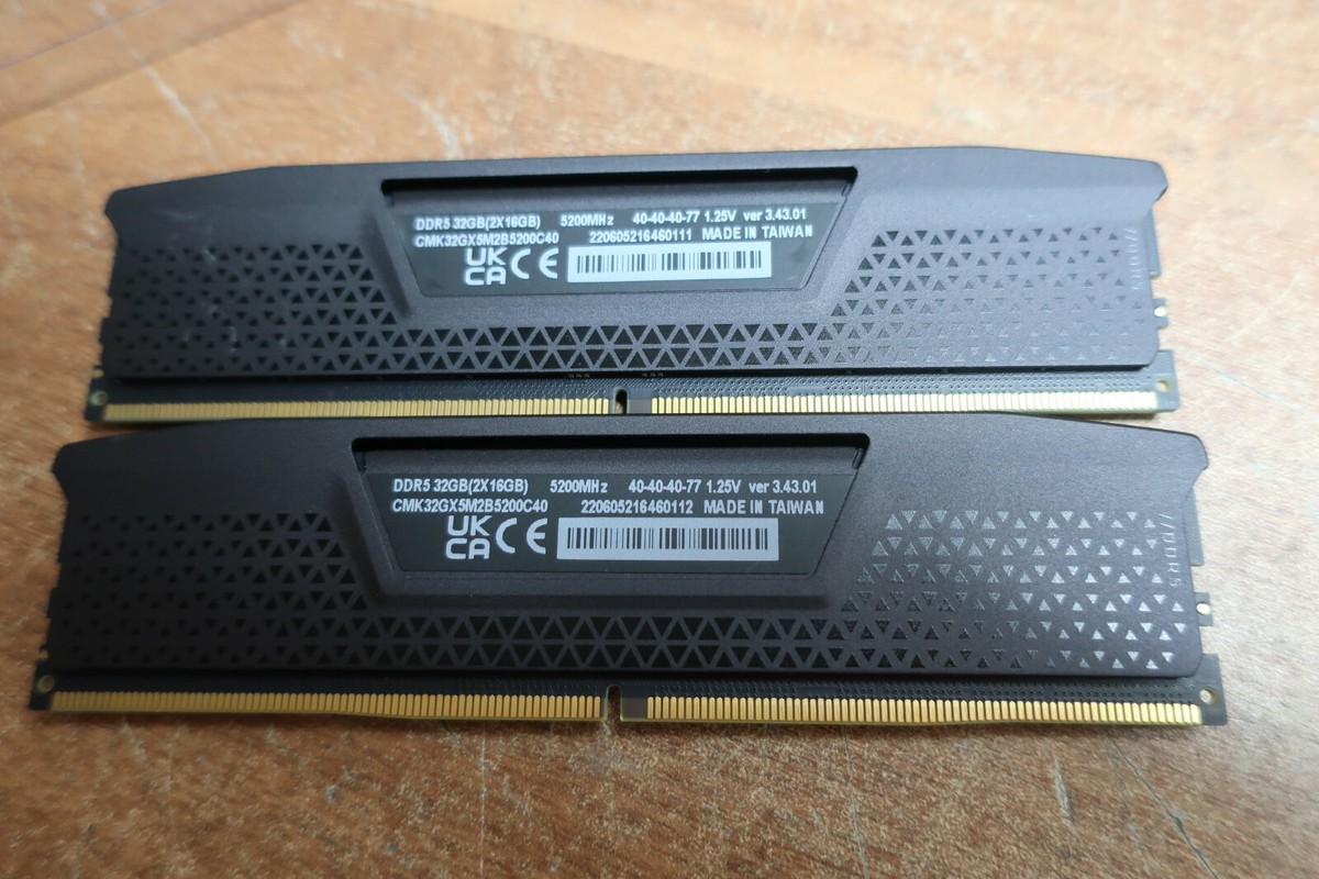 Corsair Vengeance 32GB (2x16GB) PC5-41600 (DDR5-5200) Memory