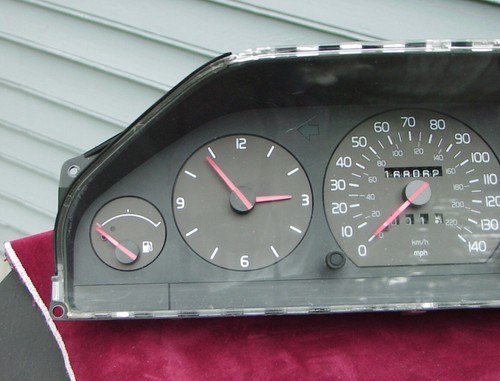 Volvo 940-740 Instrument cluster 168,062 miles. For 1992 740 940 NON-TURBO Cars. - Picture 3 of 12