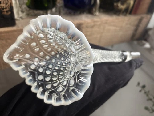 Vtg Fenton White Opalescent Moonstone Hobnail Epergne Horn Diamond Lace Single
