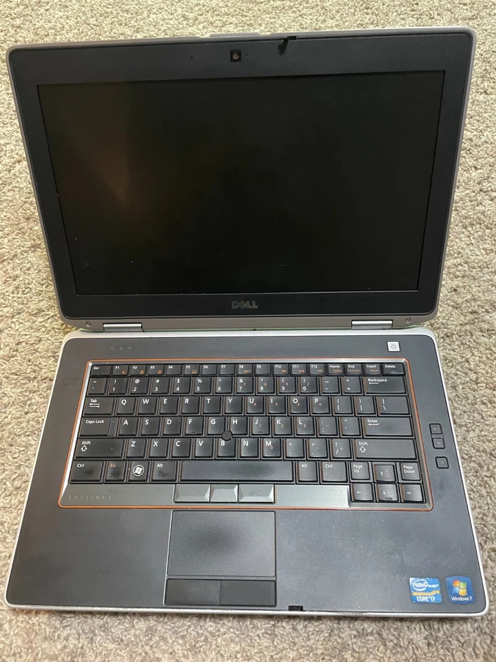 dell laptop windows 7 core i7 grey for parts only no charger included  - Image 2 of 4