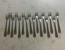 16 Wallace 18/8 Stainless Seafood/Cocktail 5 1/2” Long