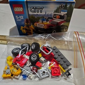 LEGO City Fire Fighter Set 4427 Fire ATV COMPLETE Fireman Accessories