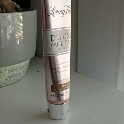 Loving Tan Deluxe Face Tan Tinted Self-Tanning Cream Dark 1.6 fl oz, 1 Item