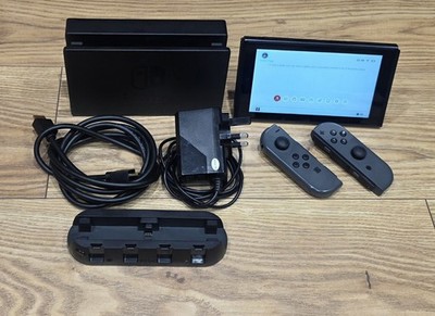 Nintendo Switch Konsole Bundle - Offizielles Dock + 2-in-1 Reisedock/Ladegerät