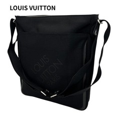 Louis Vuitton Damier Geant Messenger Bag Black Used