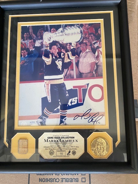 Mario Lemieux Autographed HoF Induction Limited Edition Collection