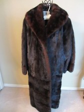 VINTAGE DYED FULL LENGTH BLACK BROWN RANCH MINK BY LLOYDS MEDIUM LINED