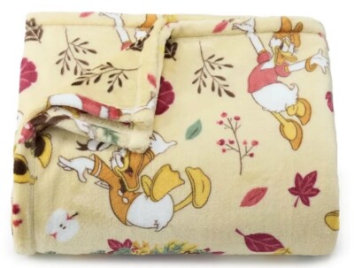 Disney FALL FRIENDS Mickey Friends Oversized 5x6' THROW BLANKET The Big ...