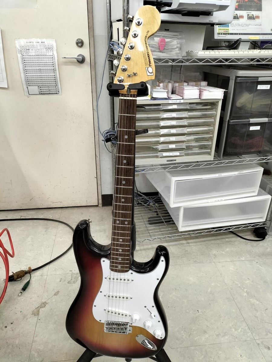 FERNANDES FST-70l 3 Tone Sunburst Made in Japan 1970s FERNANDES FST-70l 3 Tone Sunburst Made in Japan 1970s
