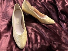VINTAGE BRIDAL SHOES YELLOW LACE JEANINE 8.5