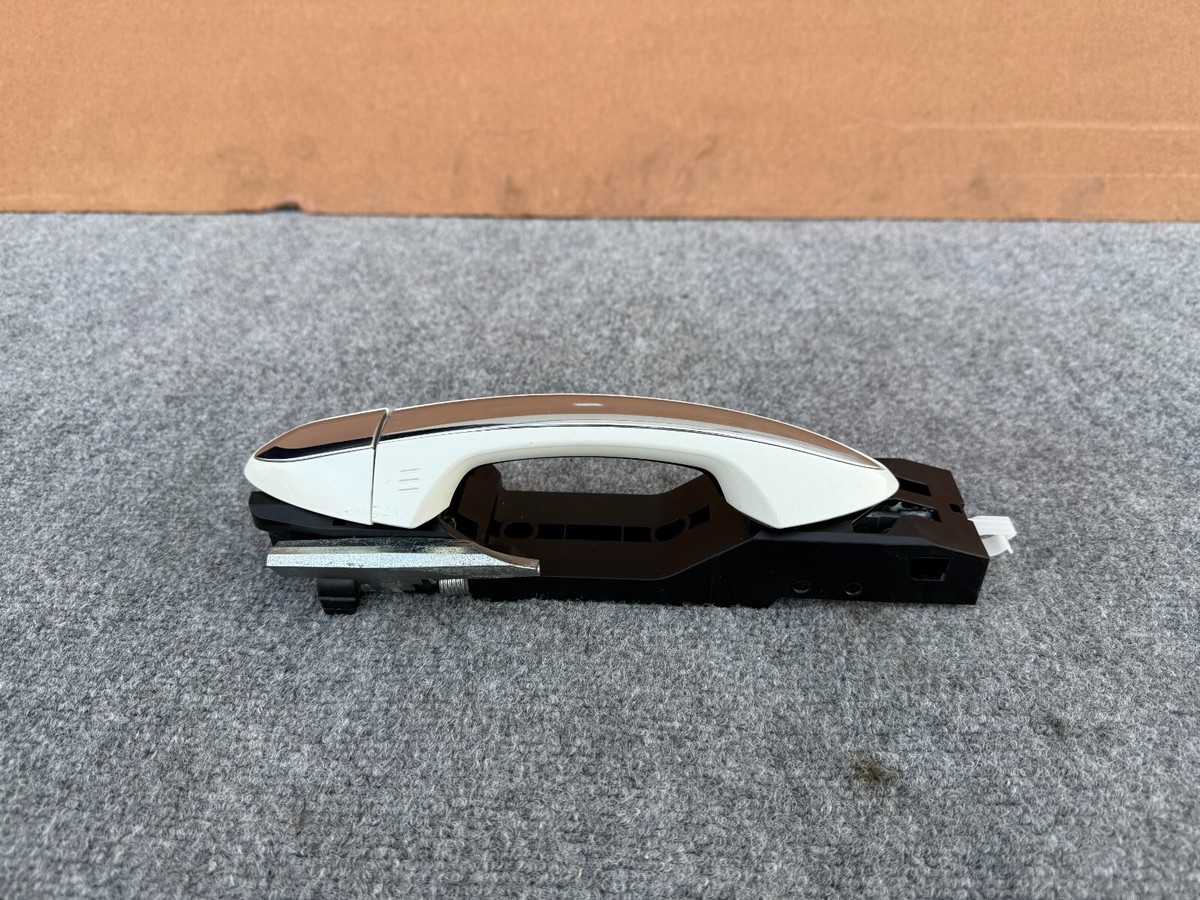 INFINITI QX60 2022-2025 OEM REAR LEFT DRIVER EXTERIOR DOOR HANDLE