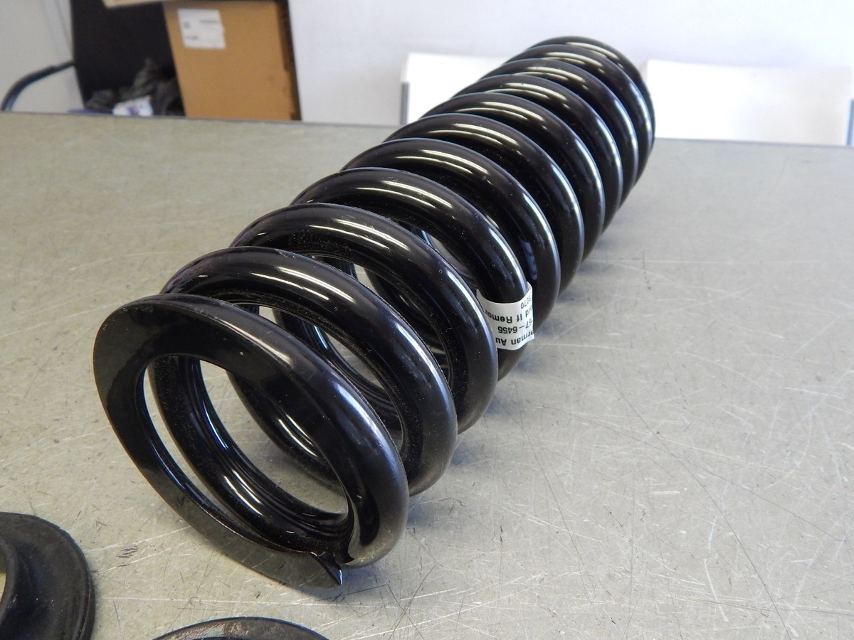 Mercedes W113 Compensating Spring Rubber Bushing 1103290185 NOS - HMC Mercedes