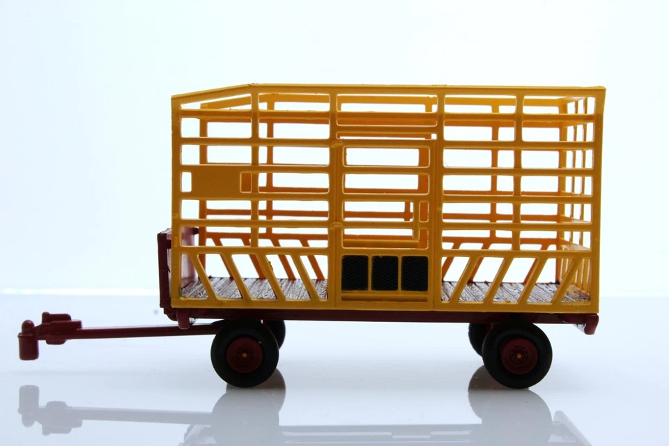 Farm Hay Bale Throw Wagon Trailer For Pickup Truck Diecast Models 1:64 Scale - Image 2 of 4