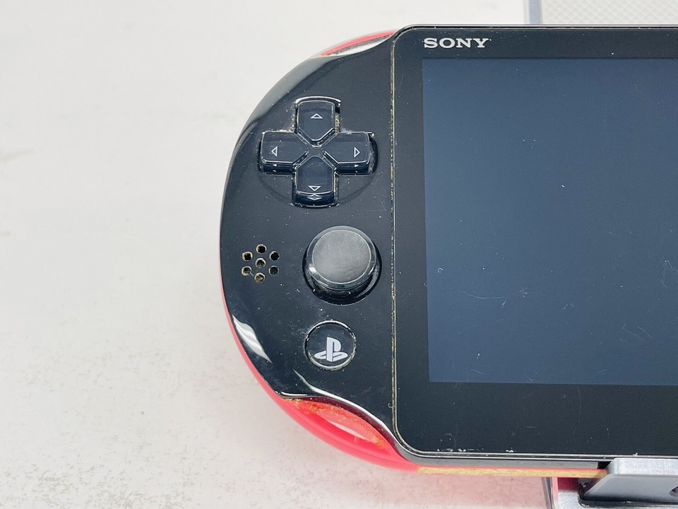 Console Portatile Sony Console PS Vita PCH-2000 - Completa Di Scatola, Usata Ma In Ottime Condizioni, Vari Colori! PS Vita PCH-2000 Usata - Foto 7