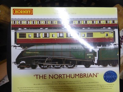 Hornby R2435 ''The Northumbrian'' Train Pack BR A4 Andrew K McCosh Limited Edition