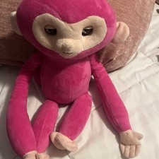 Fingerlings Hugs Pink Monkey Interactive Plush Touch Motion Sound