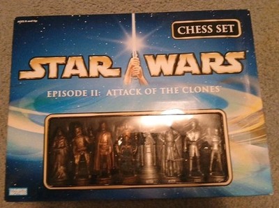2003 Star Wars Chess Set Episode II Attack of the Clones Parker Brothers