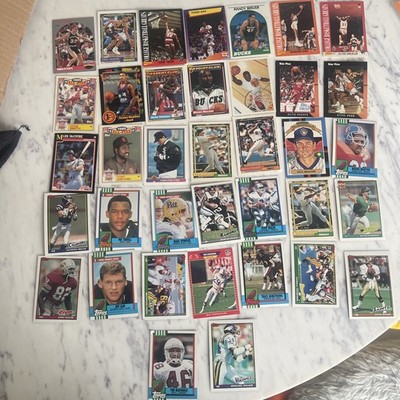 Bulk LOT verschiedene Vintage 90er Topps Kellogs Sports Trading Cards NFL Basketball