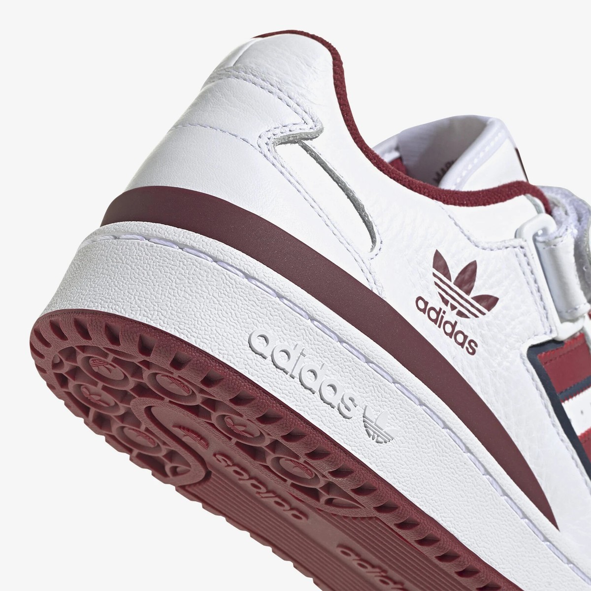adidas forum low cloud white collegiate navy collegiate burgundy