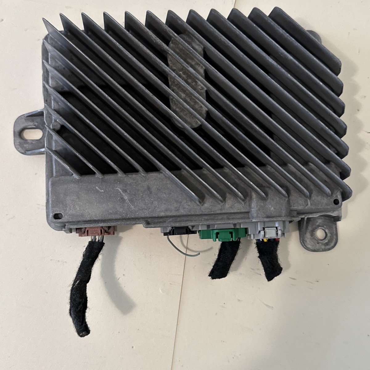 BOSEアンプ 小型アンプ IZA250-LZ / BOSE ]のレンタルなら西尾レントオール株式