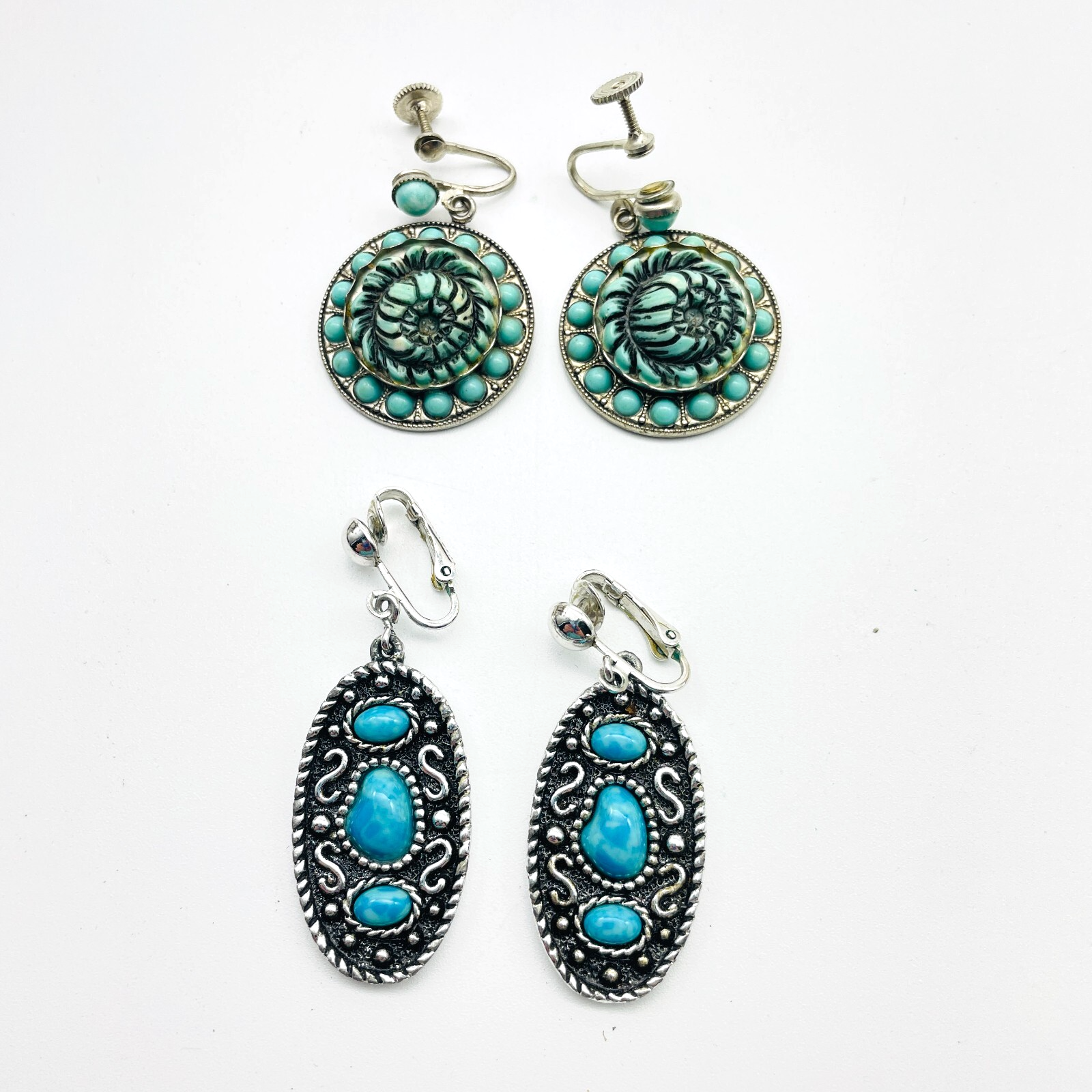 Teal Flower Earrings Lot of 2 Silver Tone Screw Back Clip On Signed Oval-image