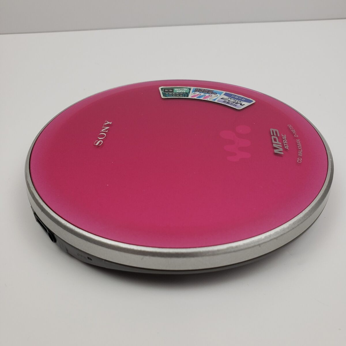 PINK Sony CD Walkman D-NE730 Portable Player w/ Inline PINK Sony CD Walkman D-NE730 Portable Player w/ Inline