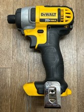 DEWALT DCF885 (SBL015467)