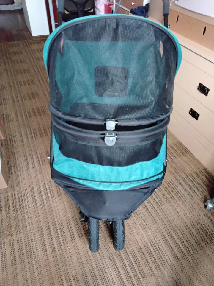 Pet Stroller Dog & Cat Cage 3-Wheel Travel Folding Carrier - green  - Image 3 of 4