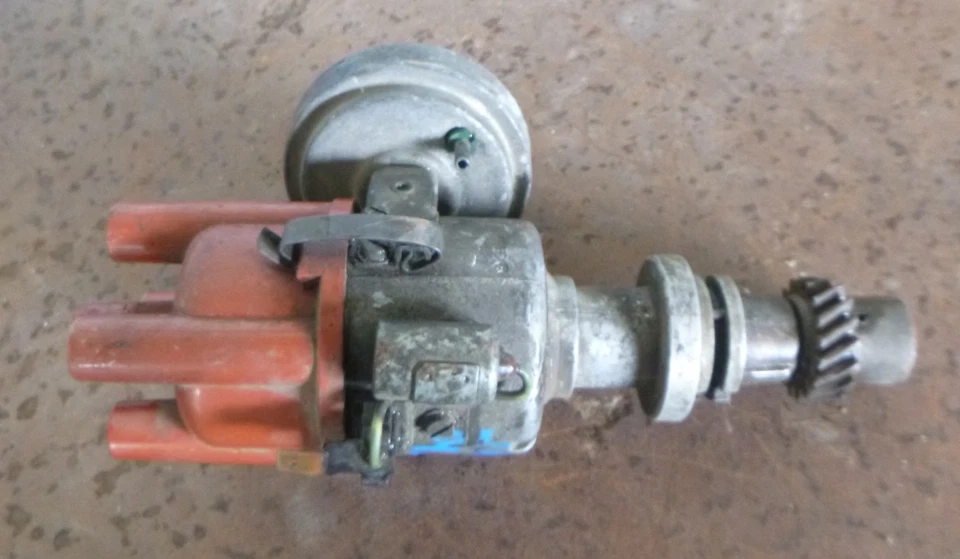 Distribuidor Volkswagen Passat 1976 Foto 3 de 4