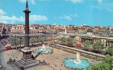 R076709 Trafalgar Square and Nelsons Column London The Photographic Greeting Car