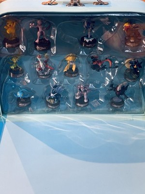 Pokemon 10th Anniversary 2007 7-Eleven Figure Museum Trunk 13pc