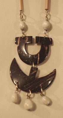 Unique Tribal Wood ''U'' Dangle Natural Shell Elongated Silvetone Pendant Necklace