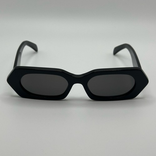 New CELINE CL40243I 5101A Black Dark Grey Authentic Women Sunglasses - Picture 4 of 13