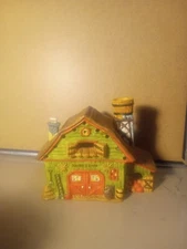 Squires Barn 5.75" Porcelain Christmas Village House