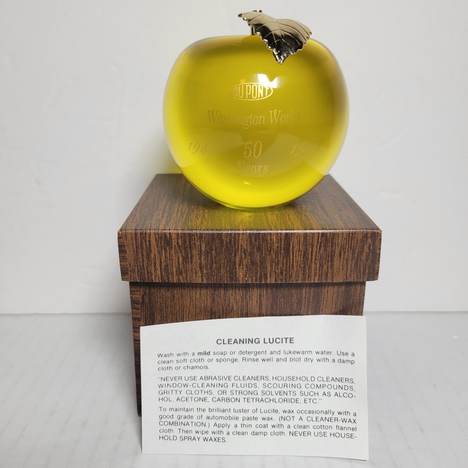 Vtg Lucite Yellow Apple Paperweight Dupont Washington Works 19481998