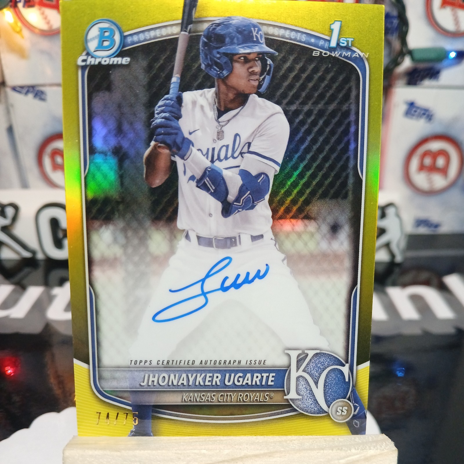 2025 Topps Bowman Chrome Jhonayker Ugarte Auto 1st Auto Yellow Refractor /75