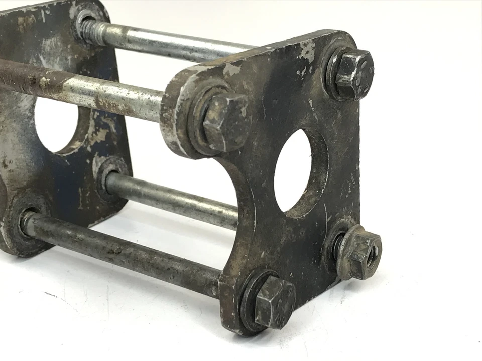 88 Husqvarna TE 510 原始设备制造商发动机电机安装支架固定衣架 — 第 4/4 张图片