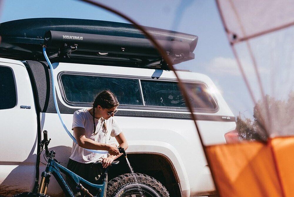 Yakima 8004110 RoadShower gal